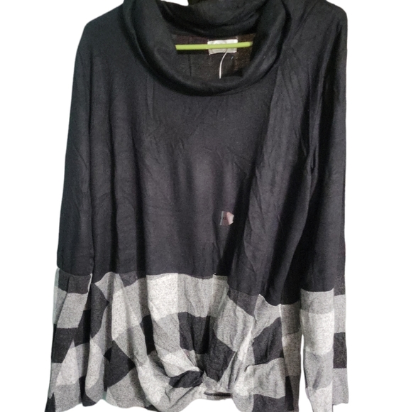 Maurices Tops - NEW Maurices brand Buffalo check top